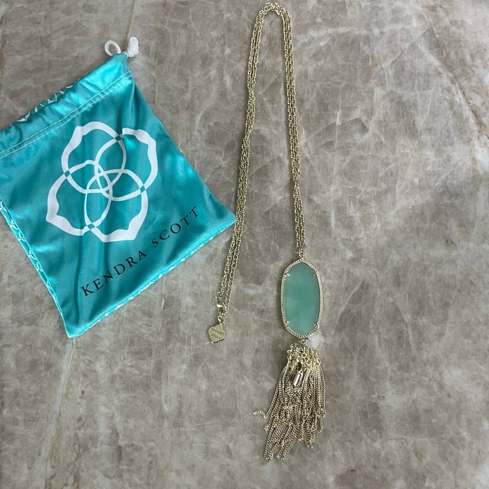 Kendra Scott green with gold chain necklace